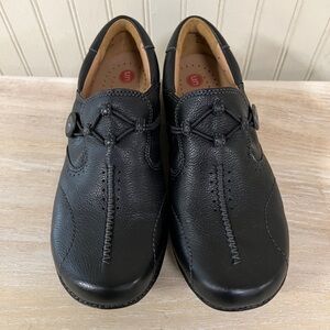 Clarks Unstructured - 7.5 Wide